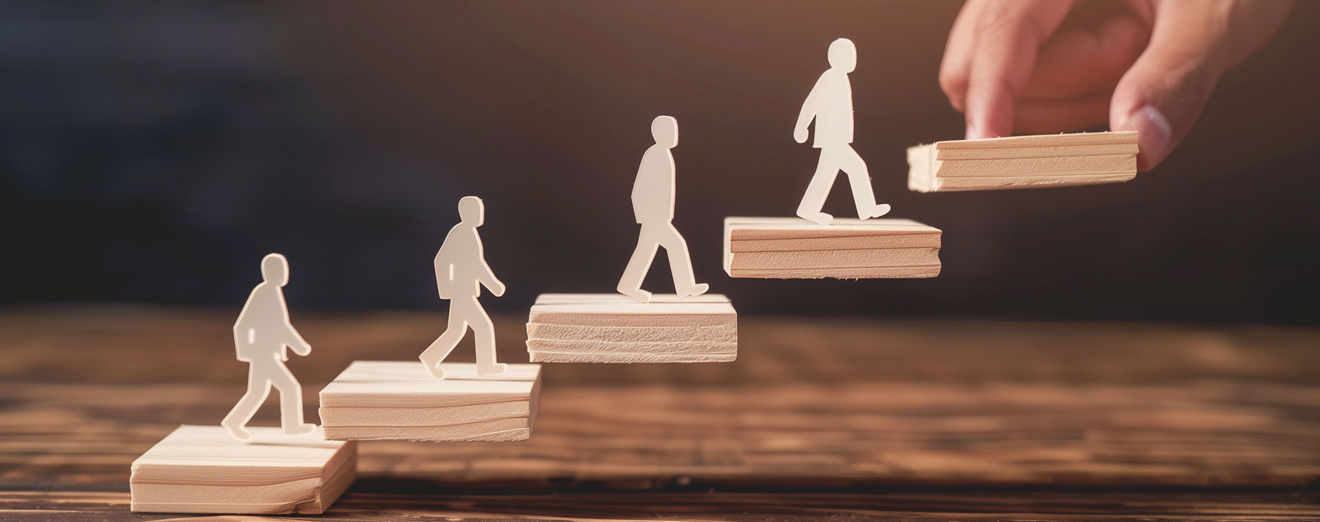 Ansteigende Treppe als Symbol für Karriere, die Karriereleiter nach oben